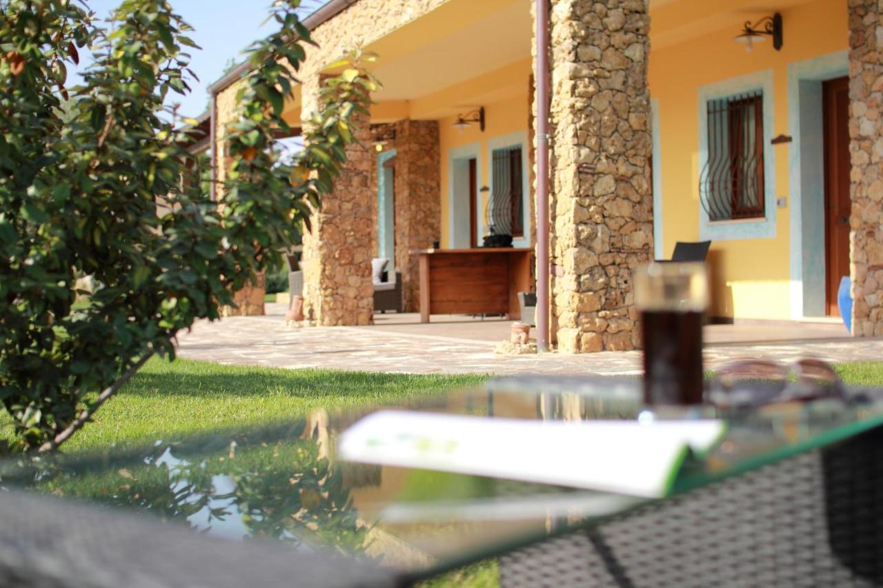 Su Passu Country House Фертилия Екстериор снимка